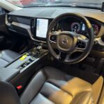 VOLVO XC60 T5 MOMENTUM full