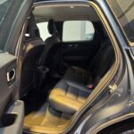 VOLVO XC60 T5 MOMENTUM full