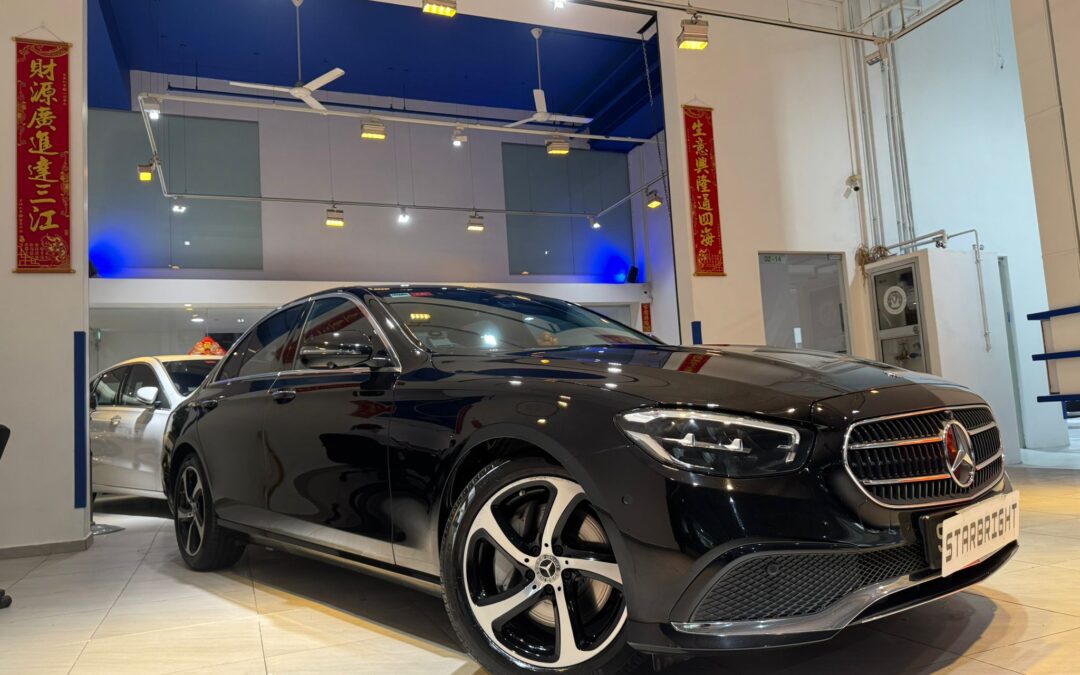 MERCEDES BENZ E300 SEDAN AVG