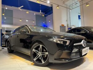 MERCEDES BENZ A200 COMPT SALN PROGRESSIVE (R18 LED)