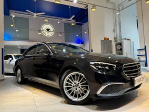 MERCEDES BENZ E200 SEDAN EXCLUSIVE (R18 LED)