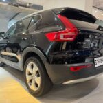 VOLVO XC40 T4 MOMENTUM full