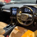 VOLVO XC40 T4 MOMENTUM full