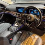 MERCEDES BENZ E200 SEDAN EXCLUSIVE (R18 LED) full