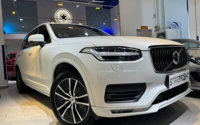 VOLVO XC90 T5 MOMENTUM