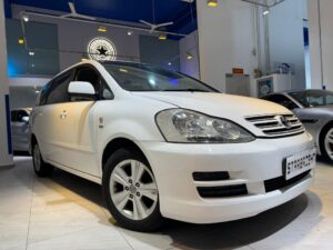 TOYOTA PICNIC AUTO W/O ROOF RACK