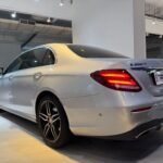 MERCEDES BENZ E200 AMG LINE (R19 LED) full