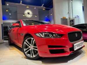 JAGUAR XE 2.0P 200PS RWD