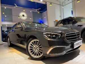 MERCEDES BENZ E200 SEDAN EXCLUSIVE (R18 LED)