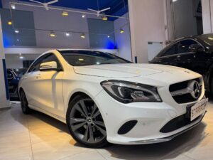 MERCEDES BENZ CLA180 COUPE URBAN (R18 LED)
