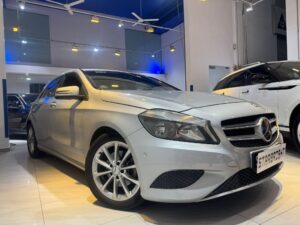 MERCEDES BENZ A180 (R17)
