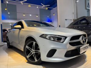 MERCEDES BENZ A200 COMPT SALN PROGRESSIVE (R18 LED)