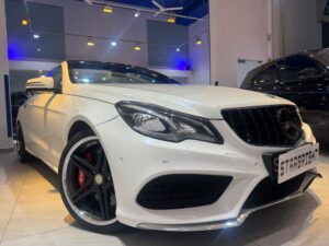 MERCEDES BENZ E200 A