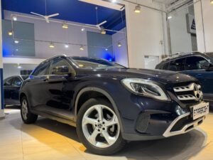 MERCEDES BENZ GLA200 URBAN (R18 LED)