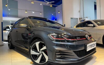 VOLKSWAGEN GOLF GTI 2.0 DSG