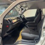 TOYOTA HIACE HIGH ROOF COMMUTER TURBO AUTO full
