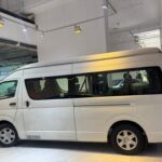 TOYOTA HIACE HIGH ROOF COMMUTER TURBO AUTO full
