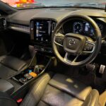 VOLVO XC40 T4 R-DESIGN full