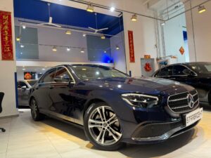 MERCEDES BENZ E200 SEDAN AVG