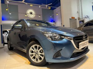 MAZDA MAZDA2 HATCHBACK 1.5 AT STANDARD 2WD