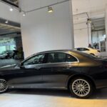 MERCEDES BENZ E200 SEDAN EXCLUSIVE (R18 LED) full