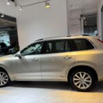 VOLVO XC90 T5 MOMENTUM (A) AWD full